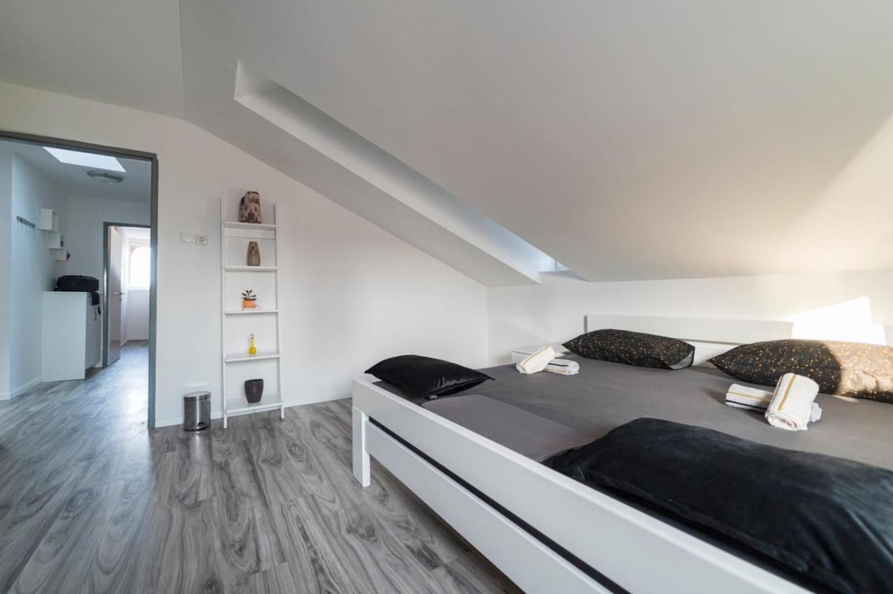 City Center Mayess Aparment Zadar Eksteriør bilde